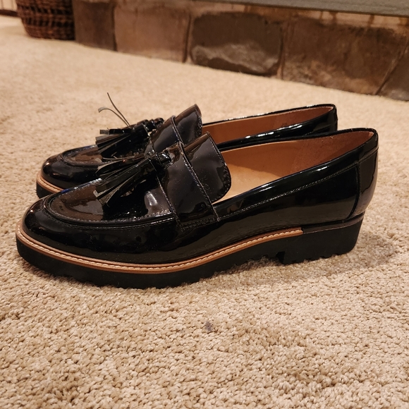 Franco Sarto Shoes - NWOT Franco Sarto Carolynn Black Patent Tassel Loafers Size 8.5